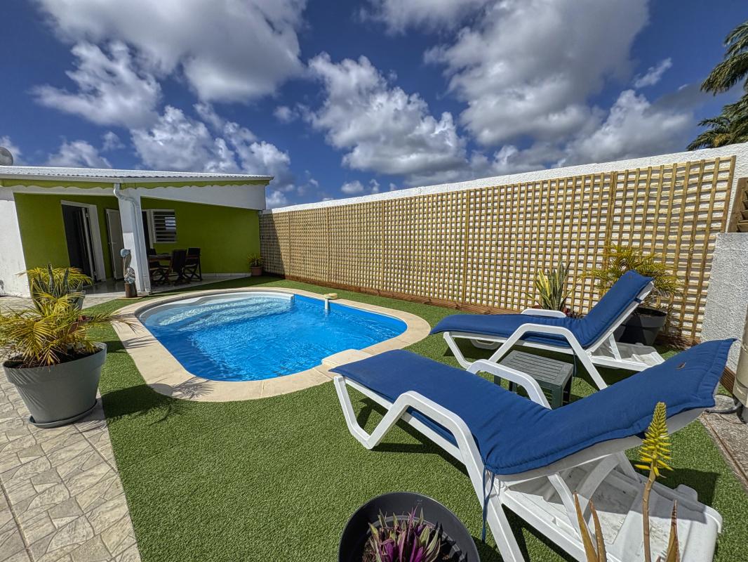 25.Location villa piscine Saint François Guadeloupe_Piscine